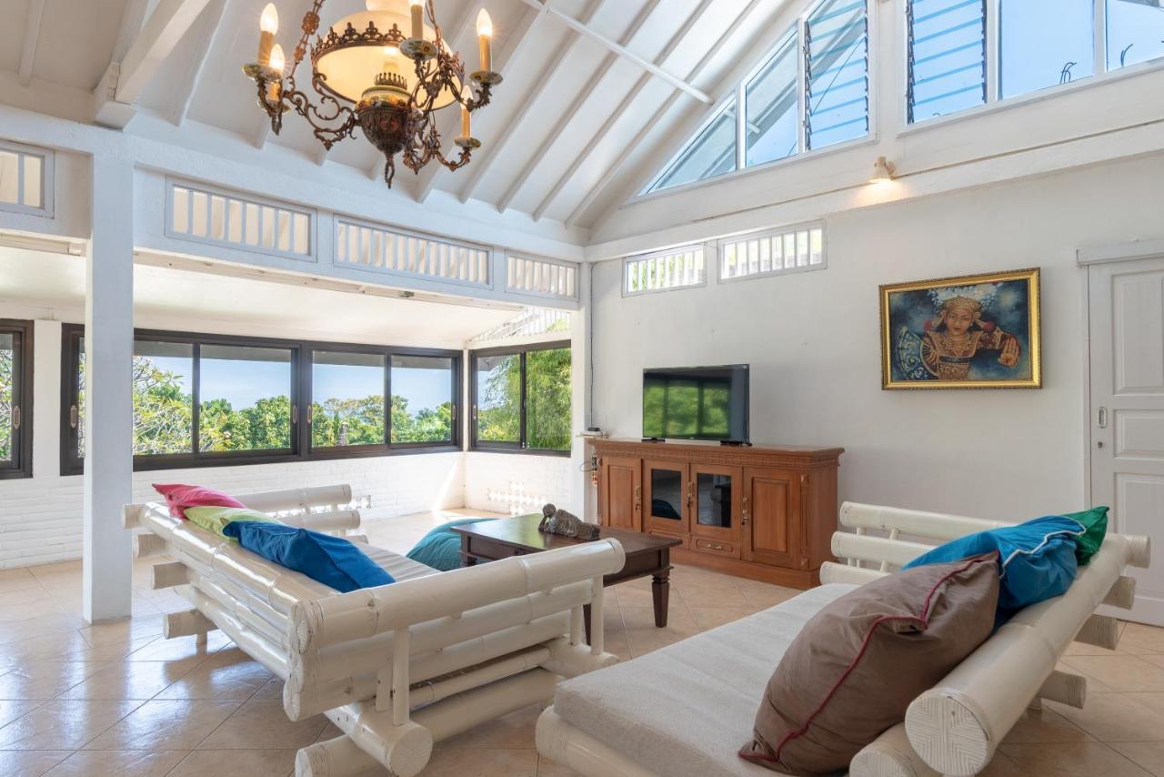 Villa Dinding Batu Сингараджа Экстерьер фото