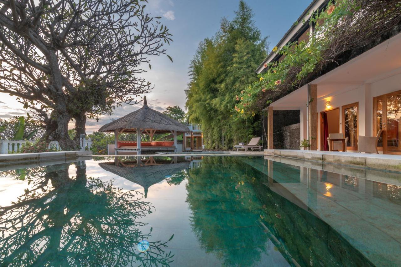 Villa Dinding Batu Сингараджа Экстерьер фото