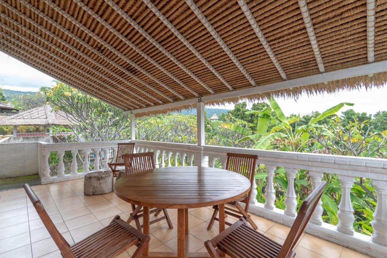 Villa Dinding Batu Сингараджа Экстерьер фото